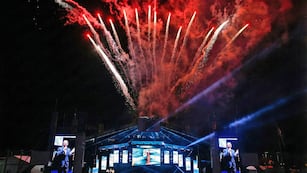 La Plaza Próspero Molina empieza a brillar este sábado 24 de enero por el Festival de Folklore de Cosquín 2026.