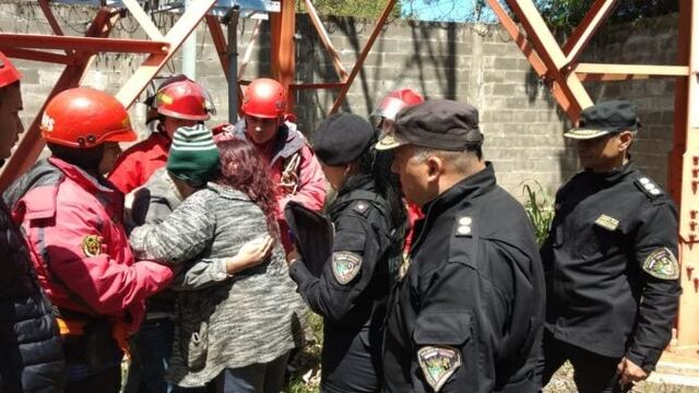 Hombre se subió a una antena de 40 metros de altura en Posadas y amenazaba con arrojarse.