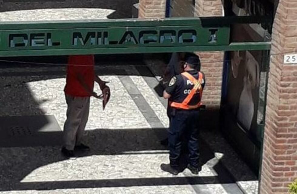 Córdoba: robó una tira de asado y lo obligaron a devolverla