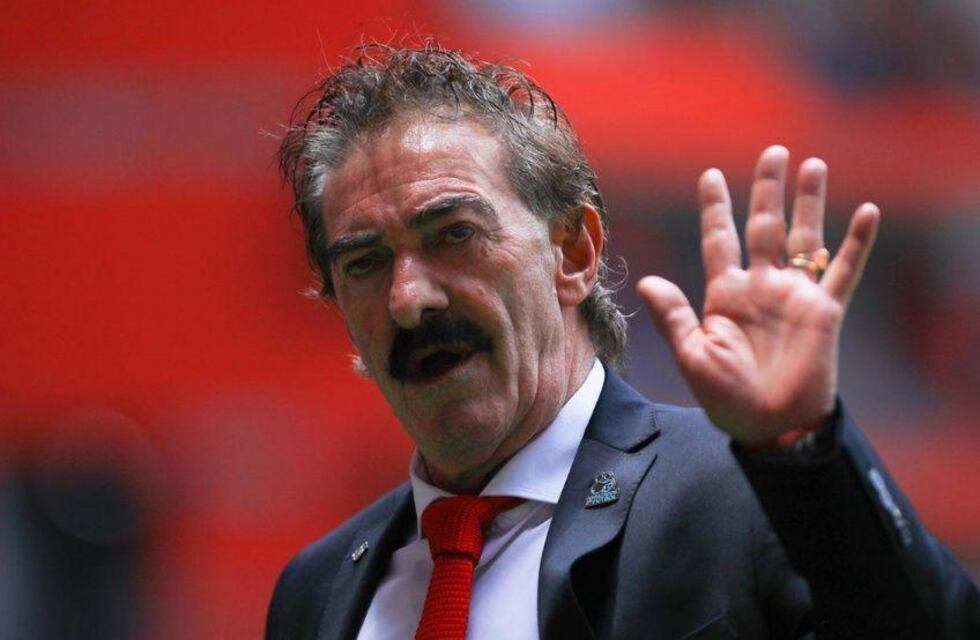 Ricardo La Volpe en F90: polémica sobre Riquelme y duro cruce con Oscar Ruggeri