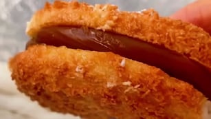 Cómo hacer alfajores de coco sin harina ni azúcar.