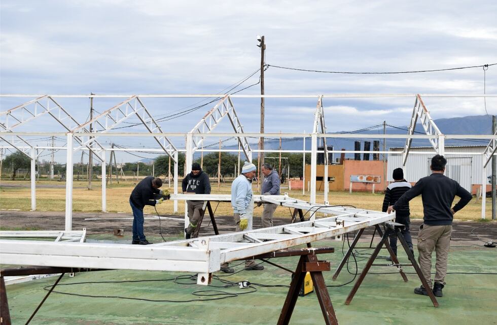 Poncho 2022: avanzan los trabajos de acondicionamiento en el Predio Ferial Catamarca