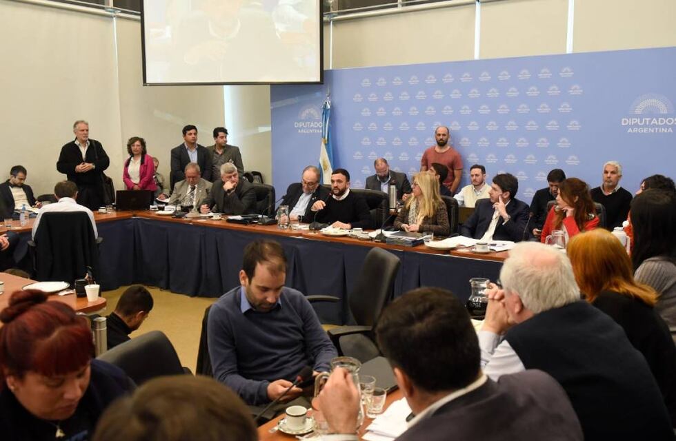 Diputados: en medio de fuertes presiones, se empantanó el debate de la ley de humedales