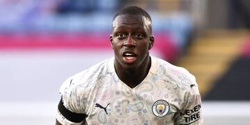 Benjamin Mendy continuará preso.
