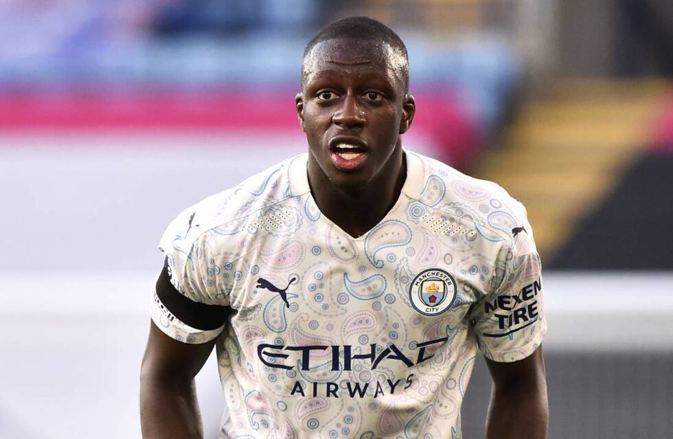 Benjamin Mendy continuará preso después de que la justicia le negara la libertad bajo fianza
