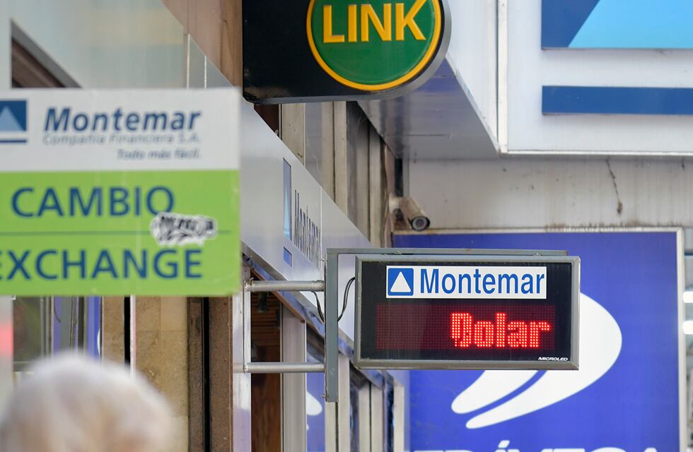 Dólar blue en Córdoba: en baja, así cerró la divisa este lunes 4 de agosto