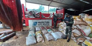 El Soberbio: vuelven a incautar toneladas de soja ilegal.