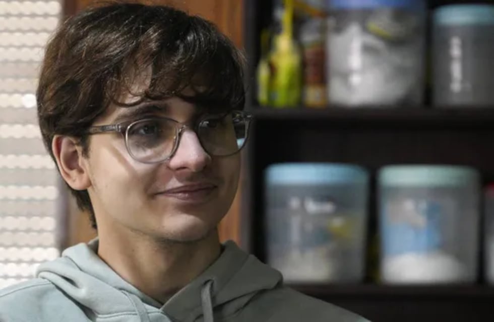 La lucha del nadador rosarino Matías Bottoni suma un capítulo clave: continuará su rehabilitación en Barcelona