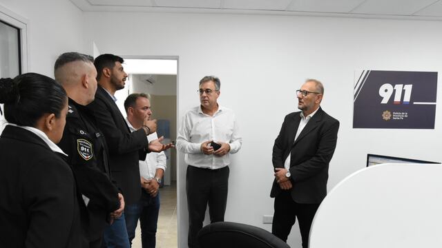 El Ministro de Gestión Pública recorrió el Centro de Operaciones Policiales