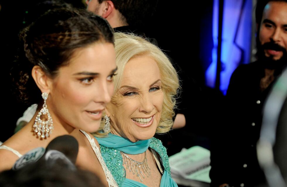 Juana Viale reveló la pregunta que le hizo Mirtha Legrand tras salir de su cirugía