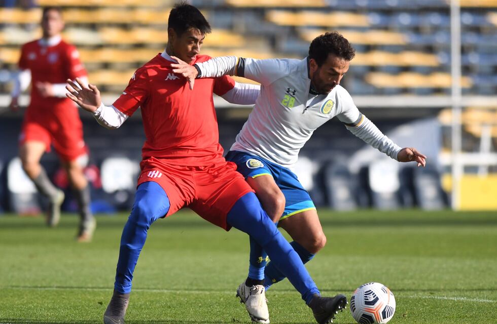 Rosario Central venció 2 a 1 a Unión con doblete de Marco Ruben