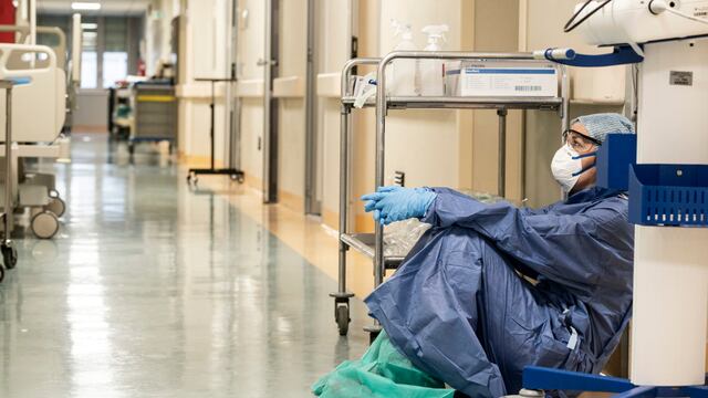 Lejos de pedir ser héroes el personal de salud pide trabajar en condiciones dignas.