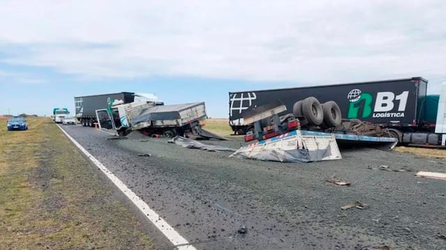 Así quedaron los vehículos tras el fatal accidente al sur de Córdoba.