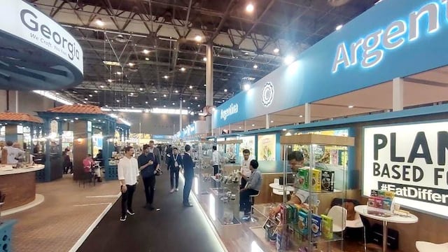 Tres empresas de General Alvear en la SIAL, en Francia, una de las ferias de alimentos más grande del mundo.