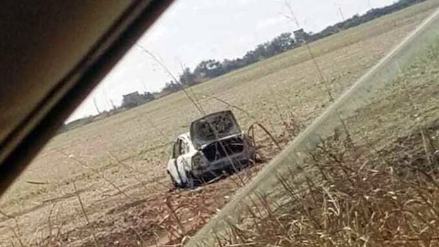 El auto apareció incendiado y se sospecha que fue el que provocó la tragedia en Capilla de los Remedios.