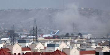 El humo tras una de las explosiones (AP).