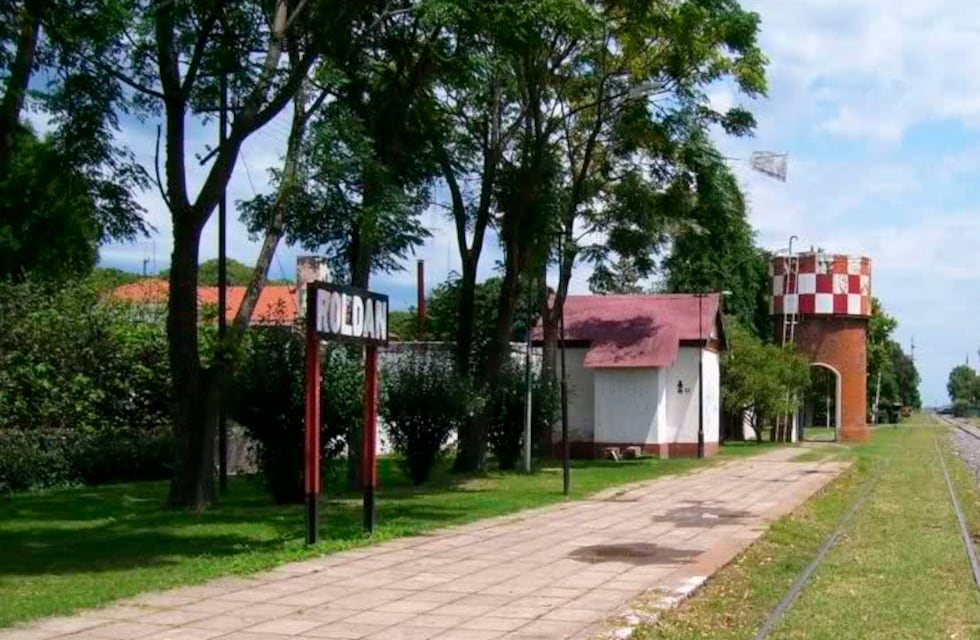 “El que no trabaja se va”: el Intendente de Roldán anunció el despido de empleados municipales