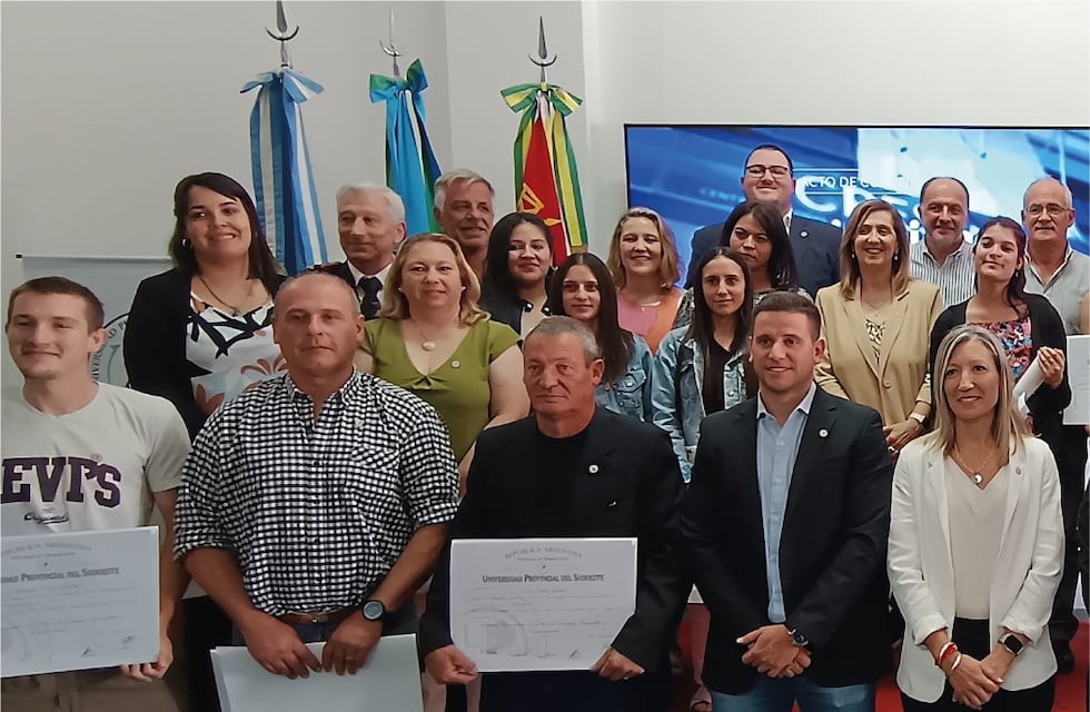 Acto de colación y entrega de diplomas a los nuevos profesionales de CRESTA y UPSO