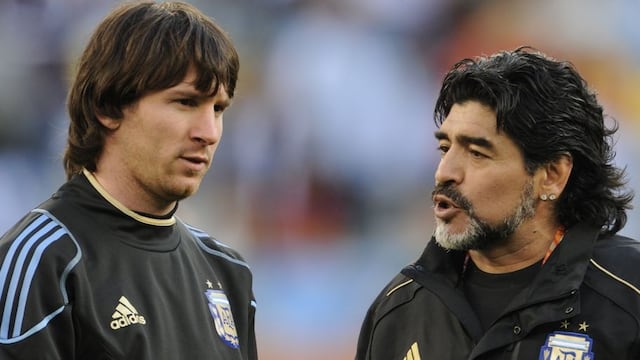 Lionel Messi y Diego Maradona, juntos en la Selección Argentina.