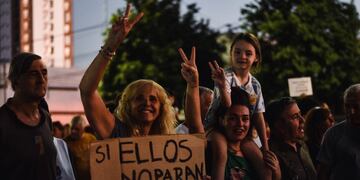 La Multisectorial de Rafaela se convocó en la Plaza 25 de mayo en rechazo al DNU y la Ley Ómnibus de Milei