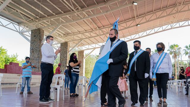 Empleados de la Municipalidad de Las Heras egresaron en un emotivo acto.