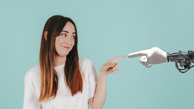 La IA eligió cinco nombres de mujer y de varón en Argentina.