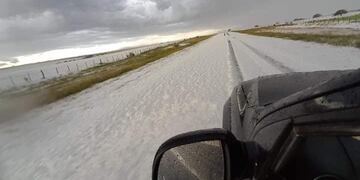 El granizo dejó fascinantes postales en San Luis.
