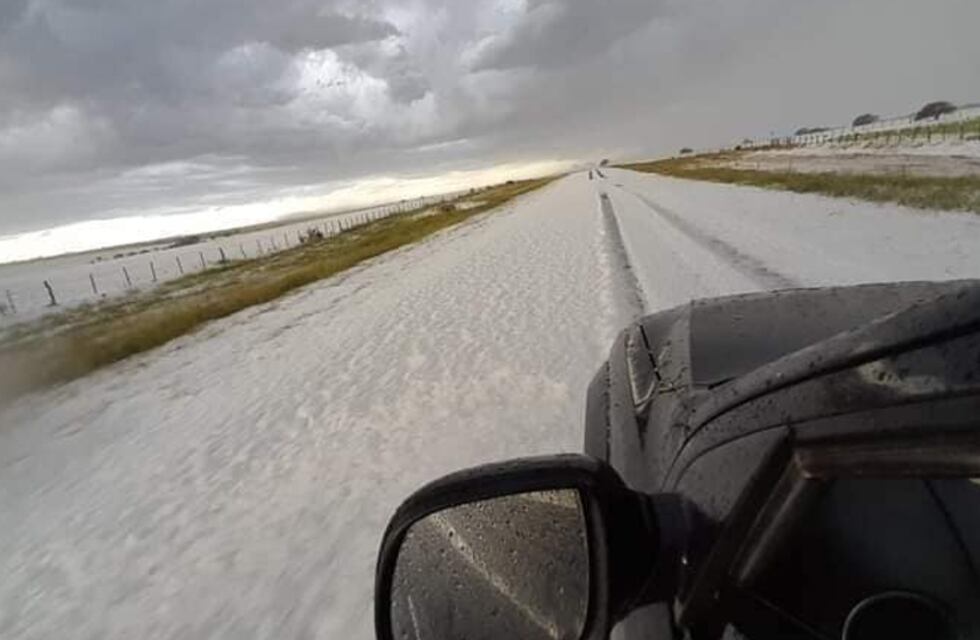 Las imágenes de San Luis tras el granizo: parece nevado en pleno enero