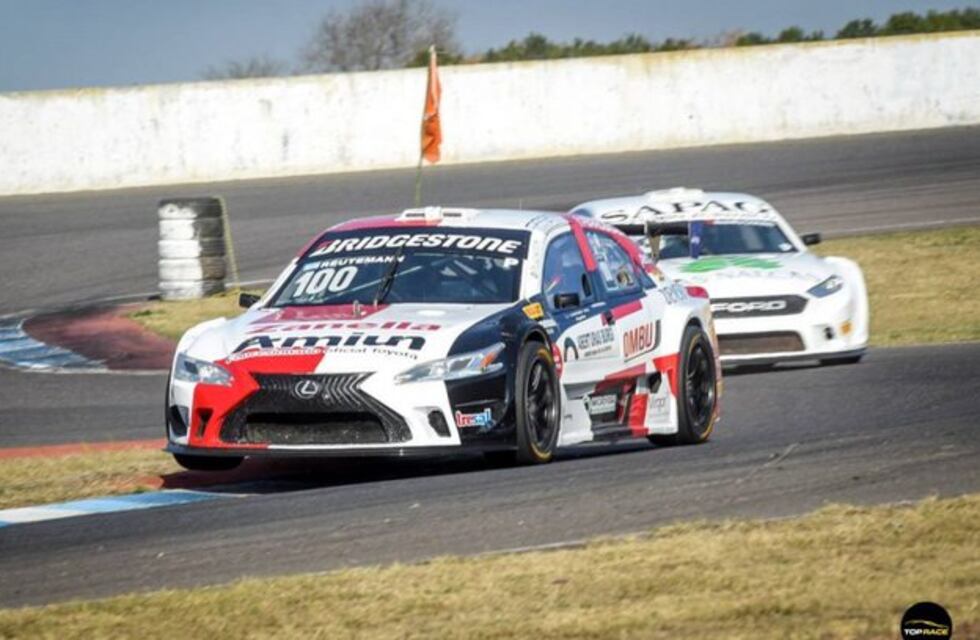 Ian Reutemann, el más veloz en el regreso del Top Race a Rafaela, después de 16 años