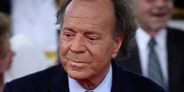 Julio Iglesias se defendió de las denuncias de abuso y mostró chats con sus exempleadas: “La evidencia es clara”