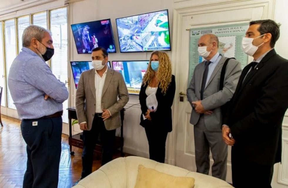 Herrera Ahuad solicitó a Nación equipamiento para prevenir y combatir los incendios en la selva misionera