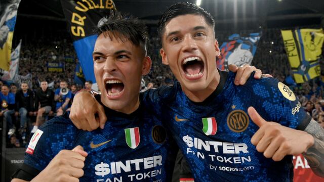 Lautaro Martínez y Joaquín Correa, campeones con el Inter.