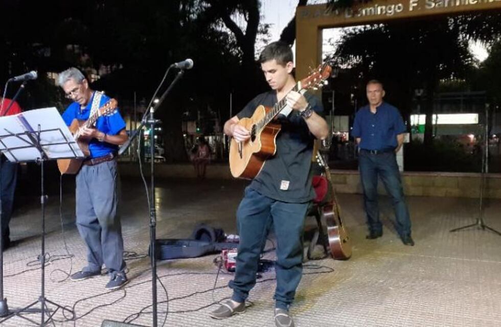 Eldorado: con un festival en la plaza Sarmiento celebraron el Día de Santa Cecilia