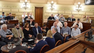 Reunión en el senado por delitos rurales
