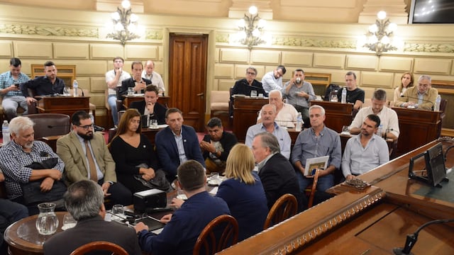 Reunión en el senado por delitos rurales