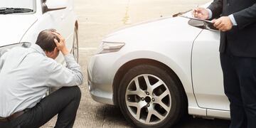 En Mendoza, un choque entre dos autos terminó de manera inesperada y se volvió viral.