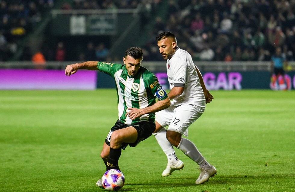 Tras un penal increíble anulado en el VAR, Colón perdió con Banfield