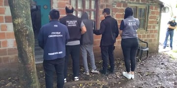 Dos detenidos en Misiones tras alertas internacionales por distribución de material de explotación infantil.