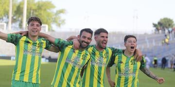 Aldosivi superó 2 a 1 a Arsenal