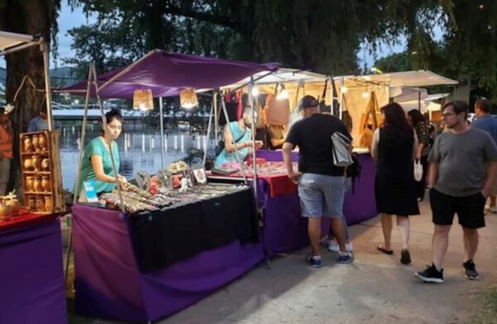 Feria de Emprendedores a beneficio de las inferiores del Club Colegiales