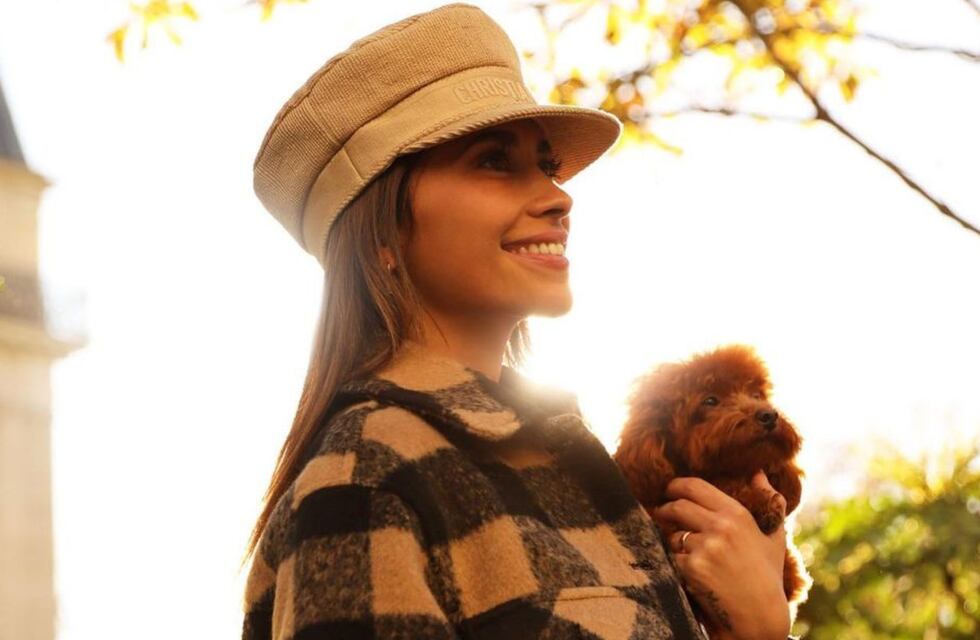 “Está fresquito”, Antonela Roccuzzo sigue marcando tendencia en el otoño de París