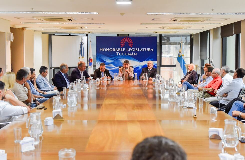 Horario corrido: Acevedo se reunió con la Federación Económica y la Cámara de Comercio