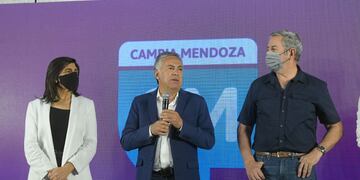 Aún sin resultados oficiales, Alfredo Cornejo salió desde el búnker de Cambia Mendoza a decir que son amplios ganadores.