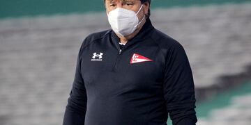 Ricardo Zielinski, DT de Estudiantes de La Plata, en el partido ante Talleres. (Prensa Estudiantes LP).