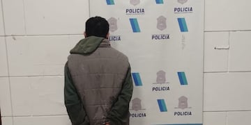 quiso robar herramientas y materiales del patio de un domicilio y fue aprehendido