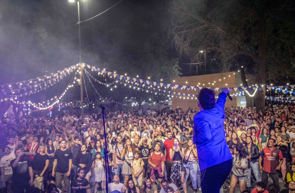 El Encuentro y Fiesta Nacional de Colectividades 2024 en Rosario celebra sus 40 años