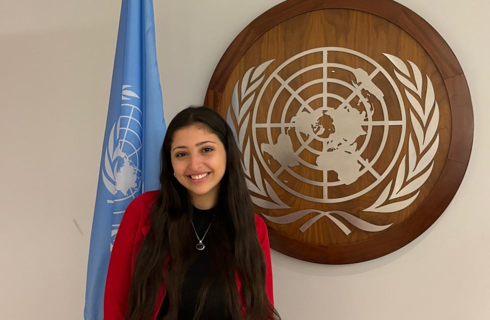 Con sólo 23 años, disertó en la ONU: Galia Kademian, una “prodigio” cordobesa