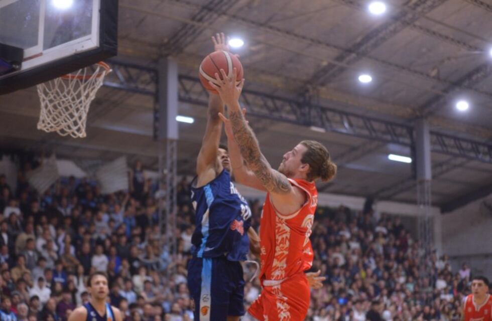 San Isidro no pudo con la hazaña, Racing de Chivilcoy es el campeón y logró el ascenso a la Liga Nacional