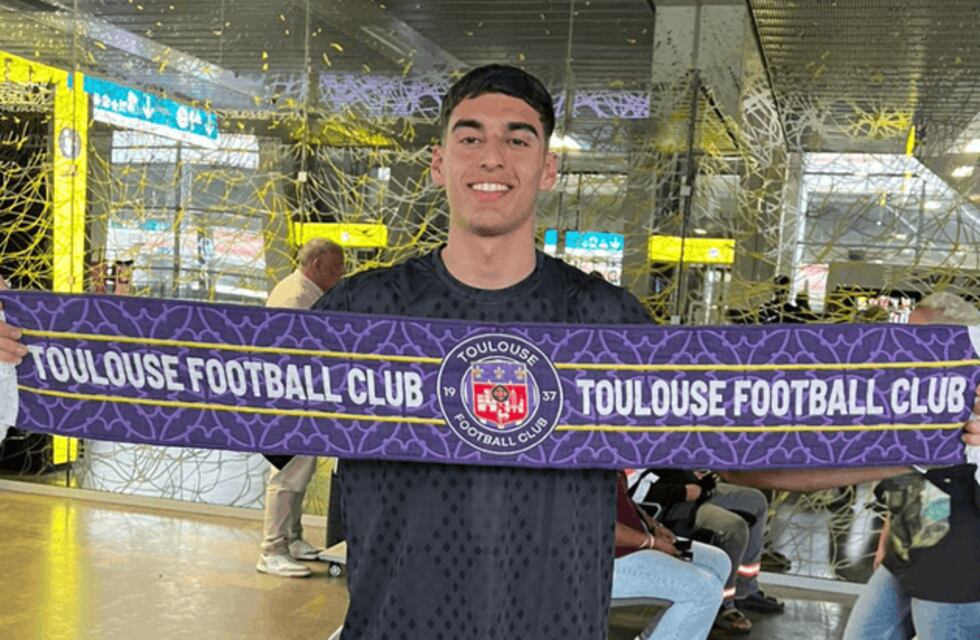 Julián Vignolo, el futbolista de Arroyito del momento, ya tuvo dos citaciones en su nuevo equipo