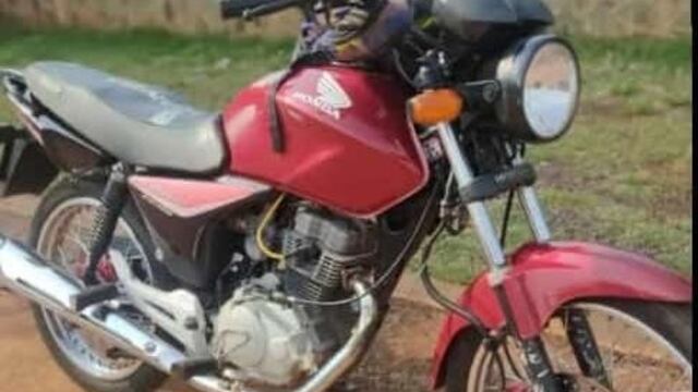 La motocicleta robada.